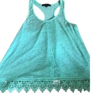 Derek Heart Medium Mint Green Top blouse sleeveless design on bottom